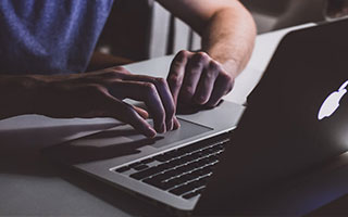 开云APP-【观察】欧洲足坛的三中卫春风为何吹了吹又要停了？