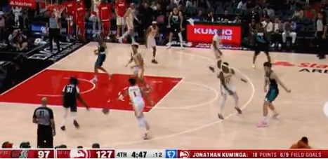 开云APP-马上就有贡献！杨瀚森击地妙传 助飞西索科扣空篮