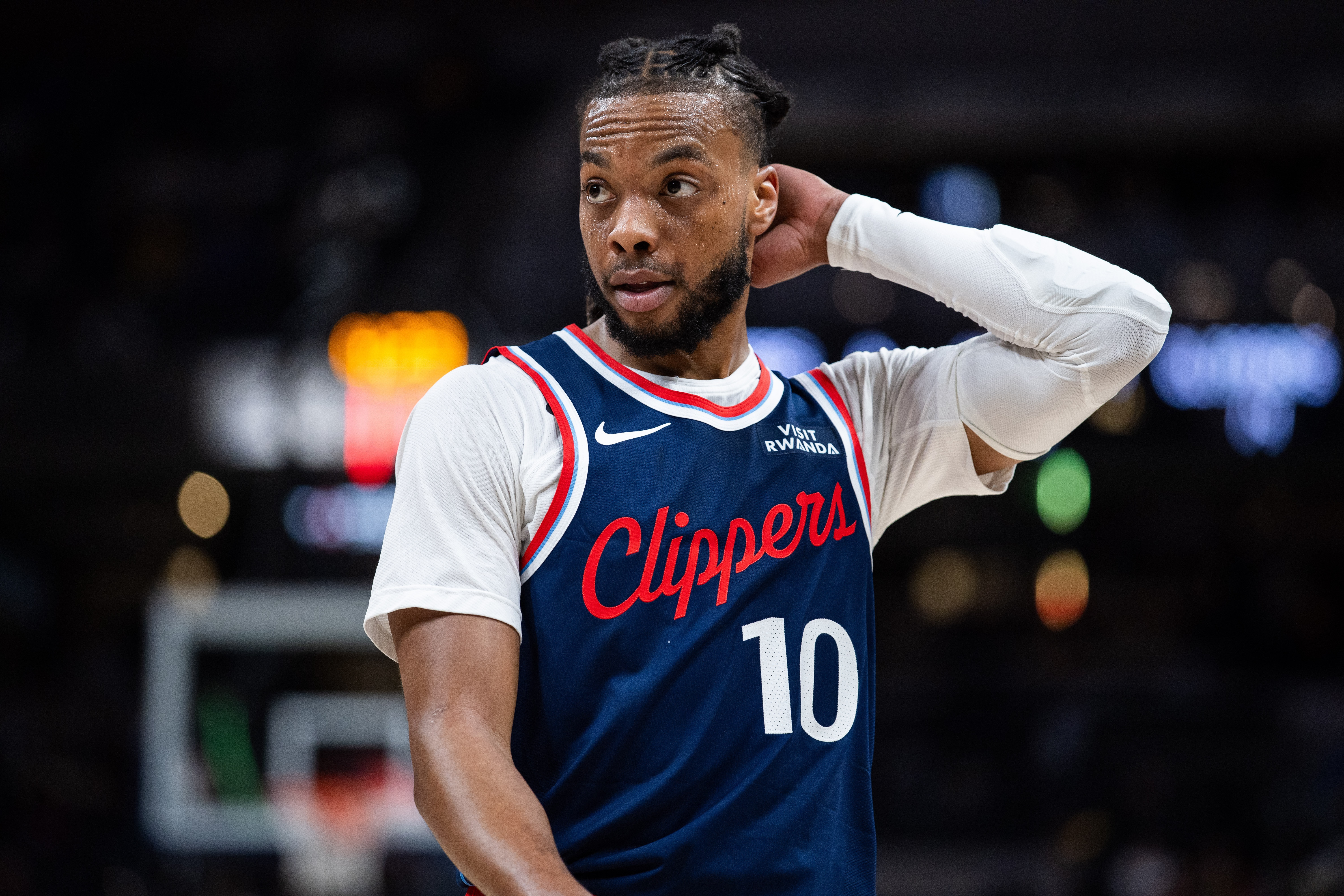 开云APP-无解死局！185加兰攻防被针对无限点菜 人挤人累死小卡也无济于事